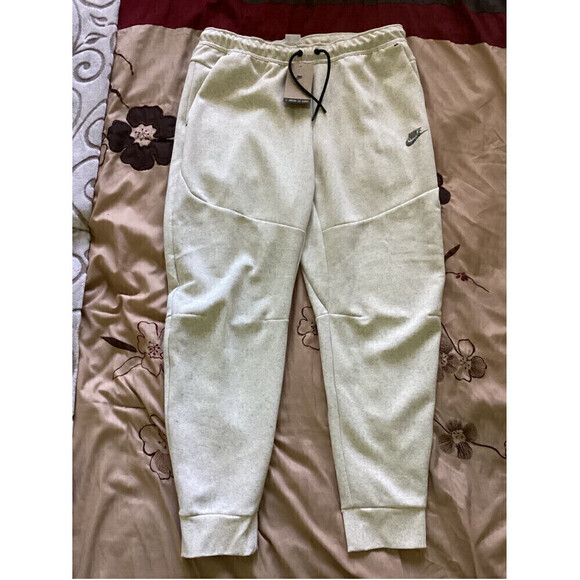 NIKE Tech Fleece Joggers Sustainable Materials - Picture 10 of 12